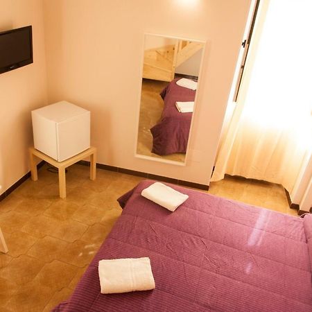 Rooms Palazzo Paladini Lecce Bagian luar foto