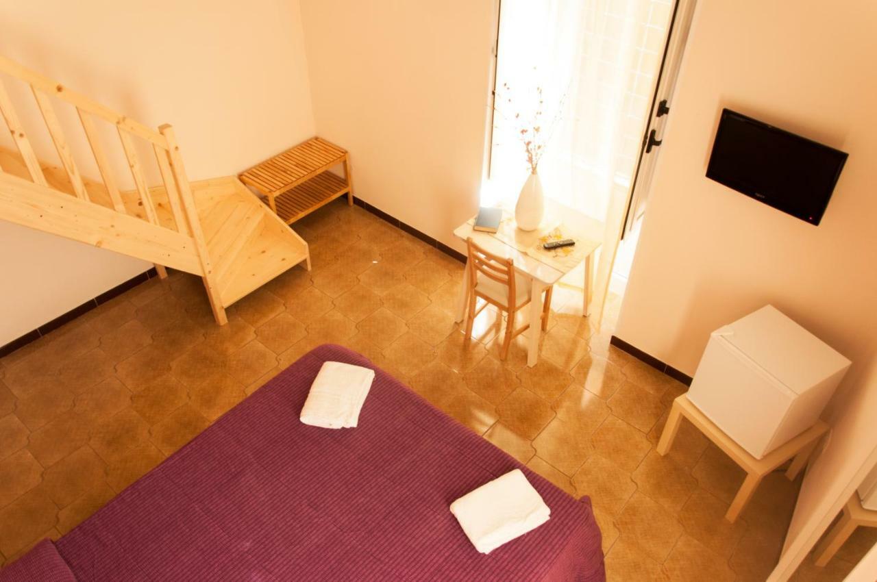 Rooms Palazzo Paladini Lecce Bagian luar foto