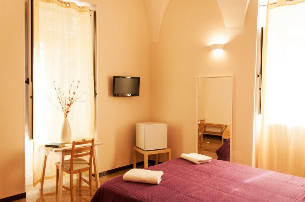 Rooms Palazzo Paladini Lecce Bagian luar foto